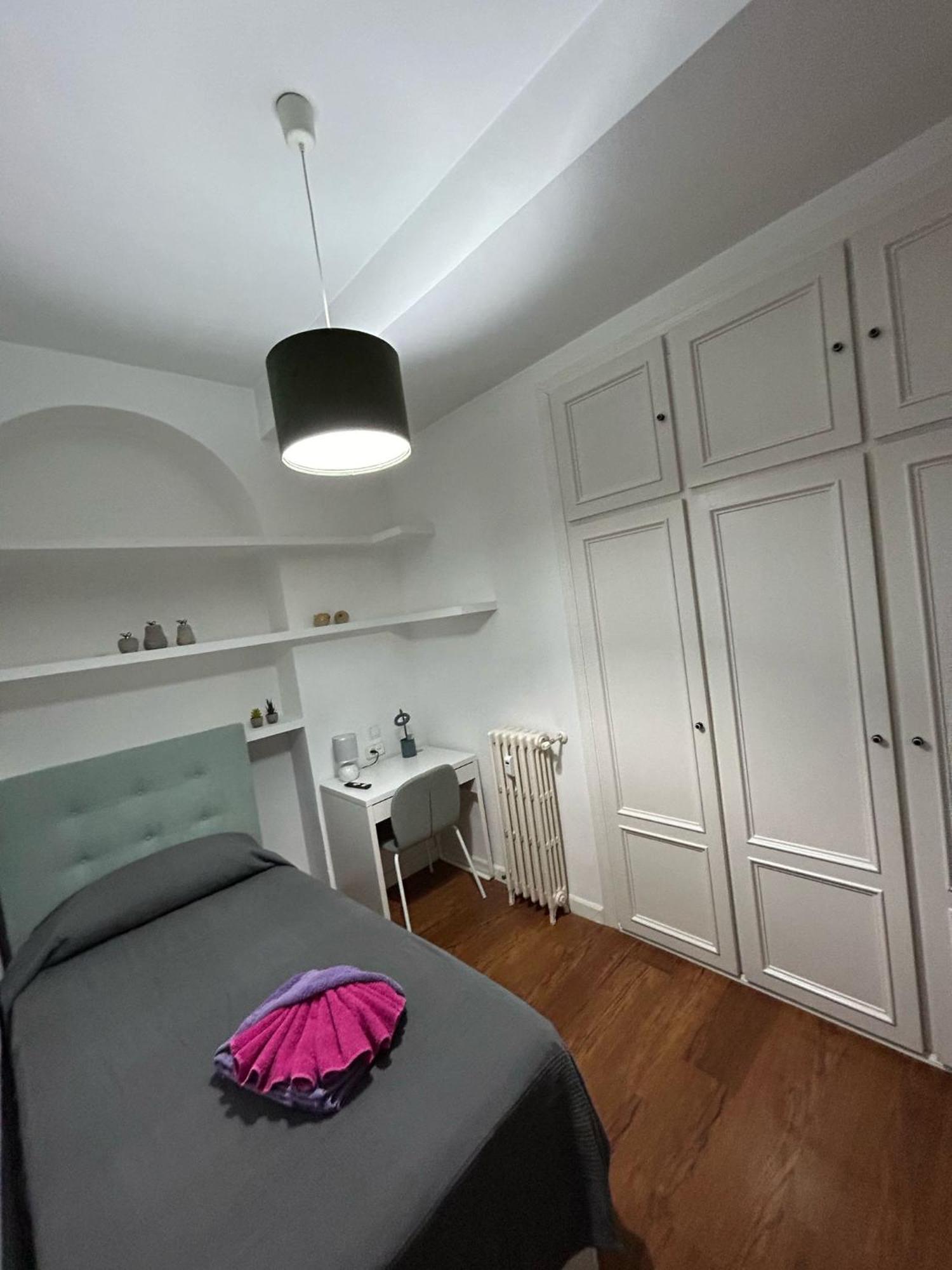 Habitaciones Magdalena Madrid Exterior foto