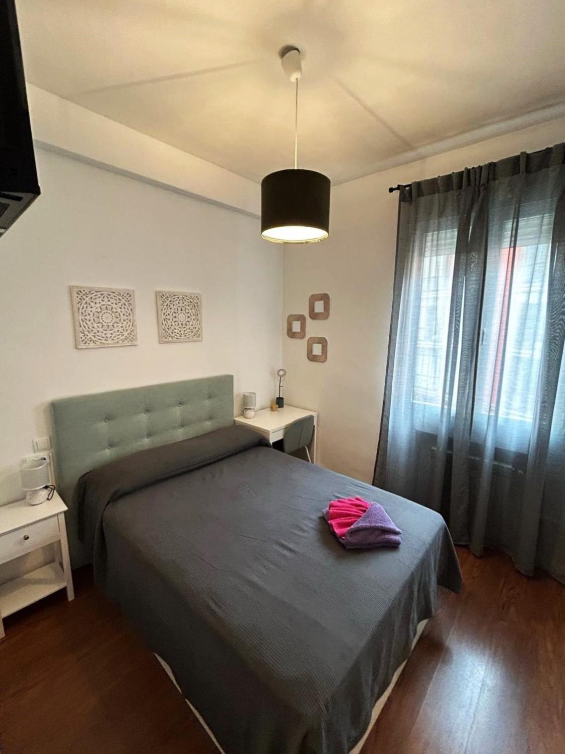 Habitaciones Magdalena Madrid Exterior foto
